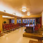 Mariano Iv Palace 4*
