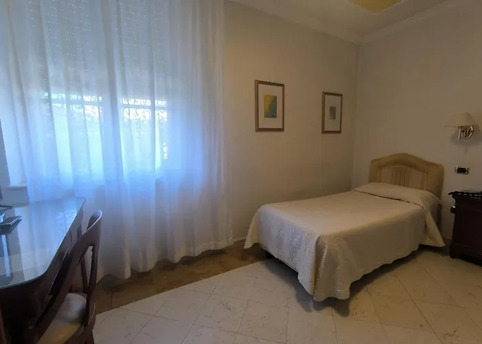 Mariano Iv Palace Hotel