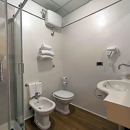 Hotel Mariano Iv Palace 4*