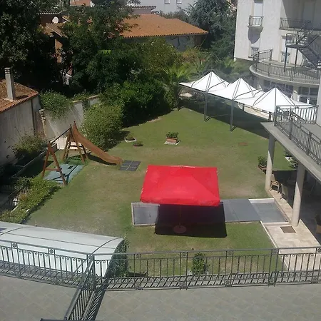호텔 Mariano Iv Palace 4*