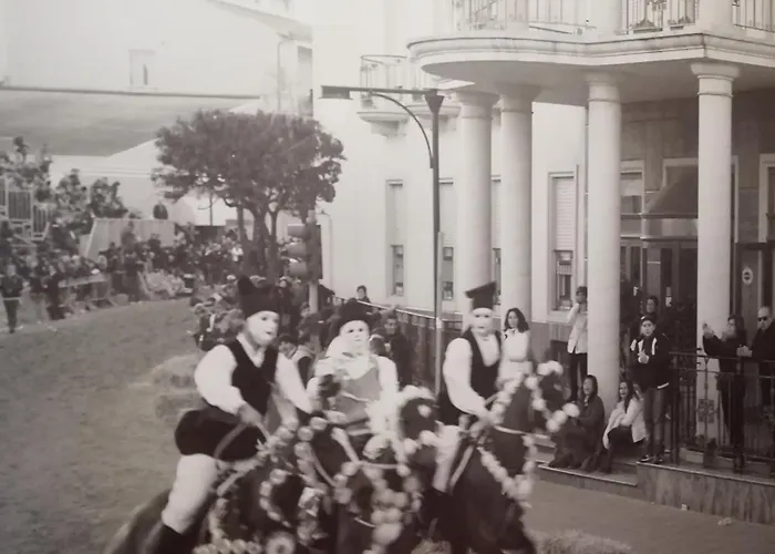 Mariano Iv Palace Hotel 4*