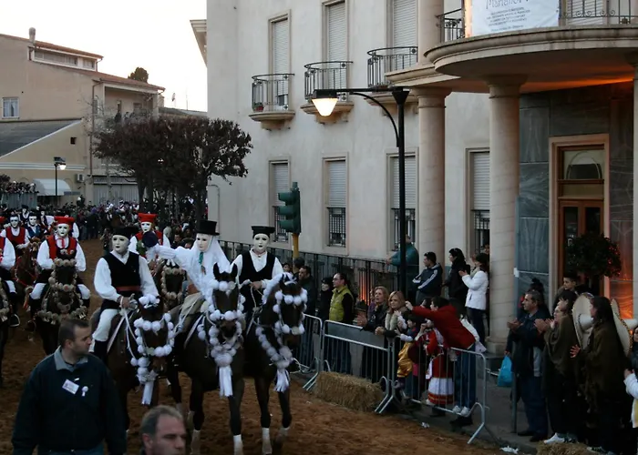Hotel Mariano Iv Palace