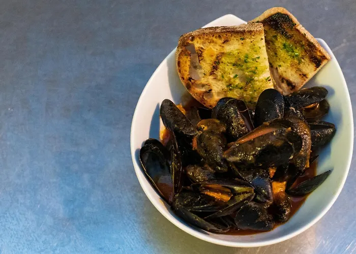 Mariano Iv Palace Hotel 4*