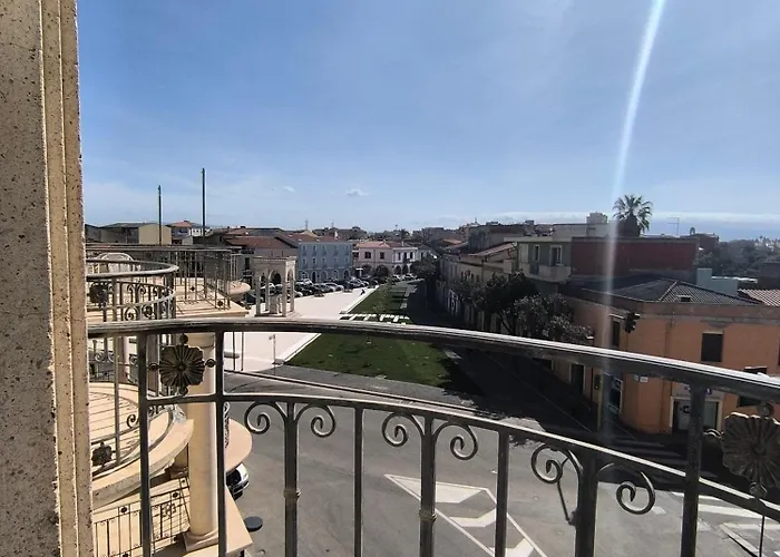 Mariano Iv Palace Hotel 4*