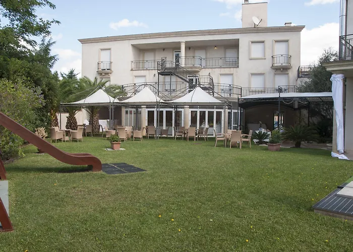 Mariano Iv Palace 4*